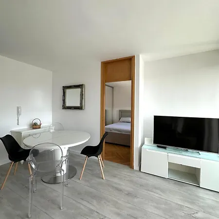 Apartment New *